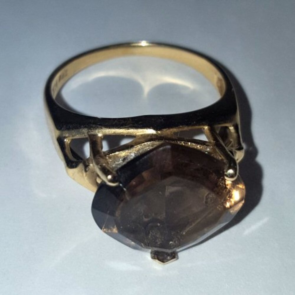 14 Karat Rhodolite Garnet Ring